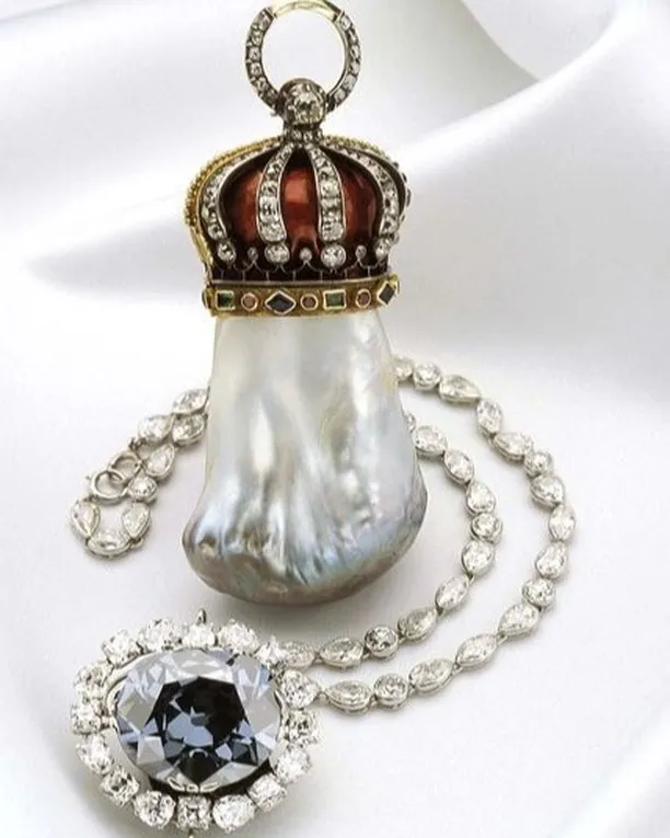 «Жемчужина Хоупа» («The Hope Pearl»), одна из самых крупных перламутровых жемчуж… — фото 4
