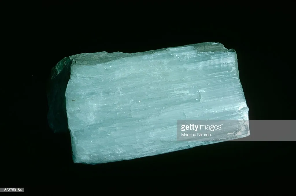 Селени́т (Selenite). — фото 4