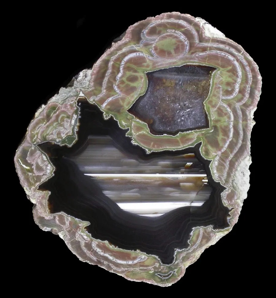 Thunder-egg Agates (дословно «агат грозовое яйцо») — жеоды, состоящие из опала, … — фото 1