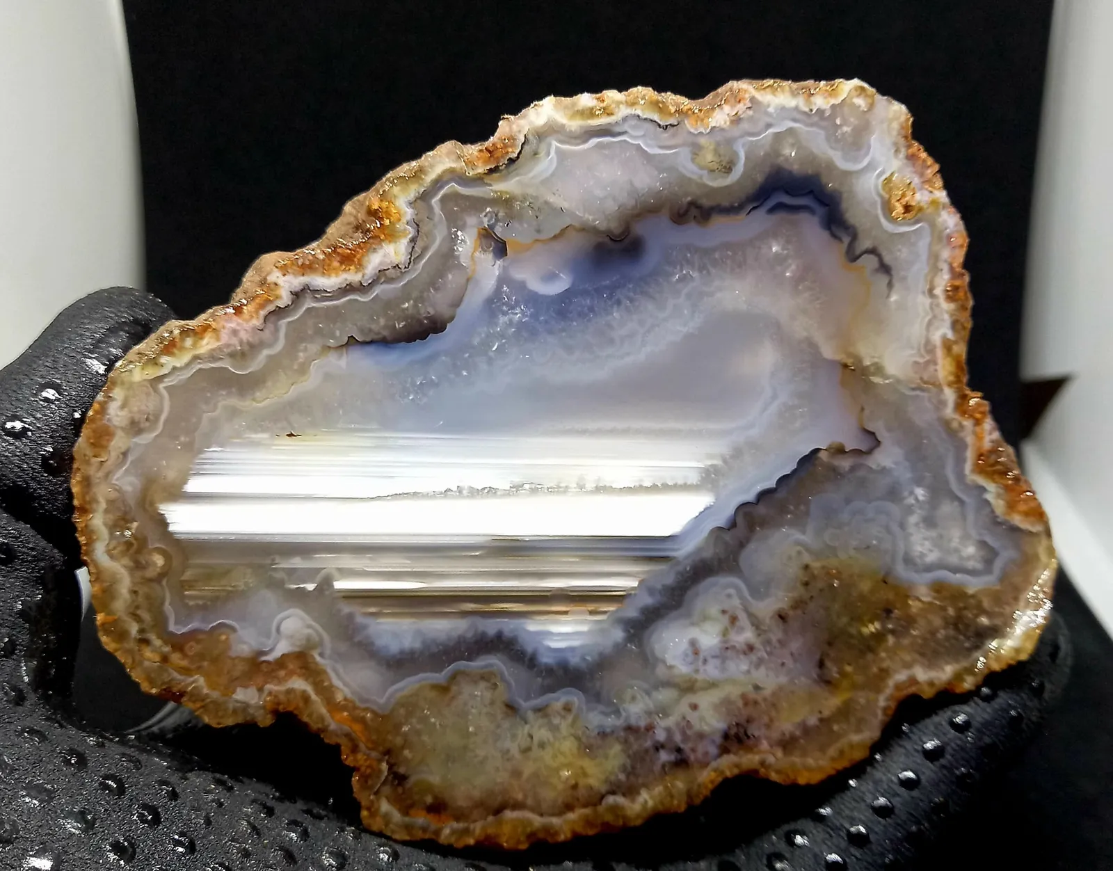 Thunder-egg Agates (дословно «агат грозовое яйцо») — жеоды, состоящие из опала, … — фото 5