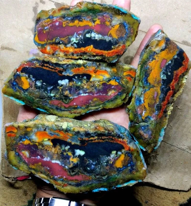 Название агата «Pancawarna» переводится с санскрита, как «пять цветов». Таким об… — фото 10