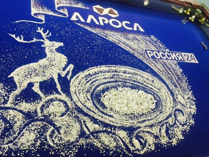 Мы уже рассказывали о необычной традиции коллектива Центра сортировки алмазов в … — фото 5