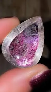 Кварц «Розовый огонь» («Pink fire quartz»), с включениями ковеллина (сульфида ме… — фото 1