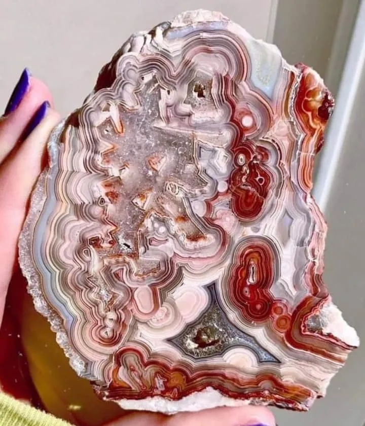«Crazy lace agate» («Сумасшедший кружевной агат») — это разновидность агата, кот… — фото 1