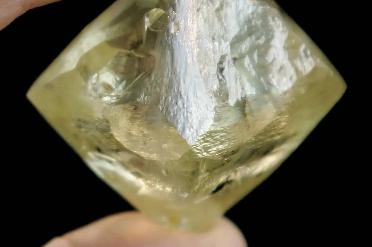 Октаэдрический алмаз Кимберли (The Kimberly Octahedron) — это крупный кристалл а… — фото 6