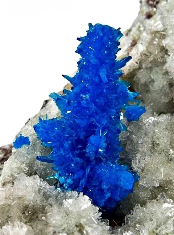 Пентагонит (Pentagonite) — редкий минерал из класса силикатов (филлосиликатов) (… — фото 4