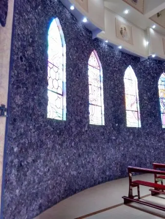 Аметистовая церковь (Paroquia Sao Gabriel de Ametista do Sul). — фото 8