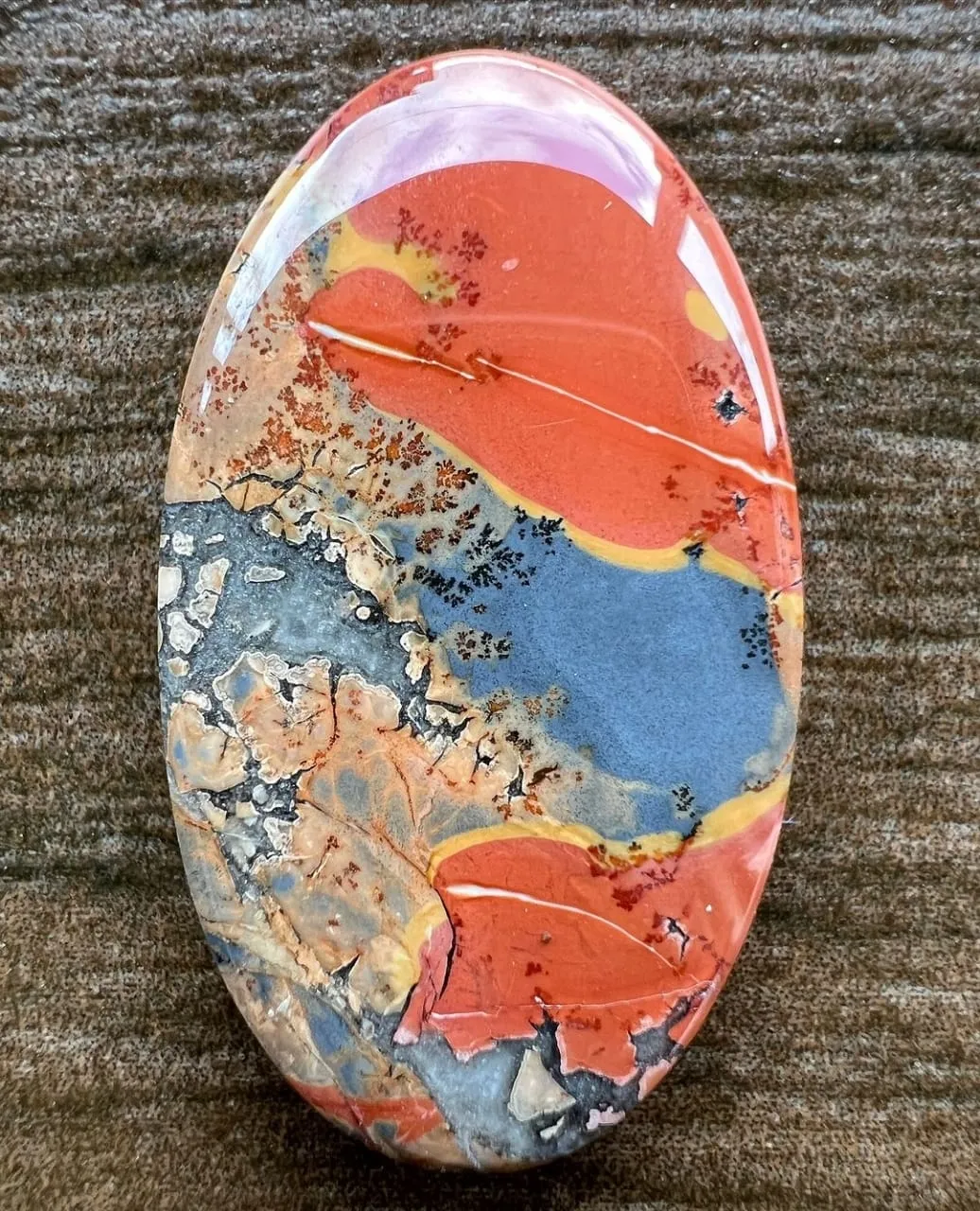«Maligano Jasper» («Малигано Яшма») — это название недавно обнаруженной брекчиро… — фото 4