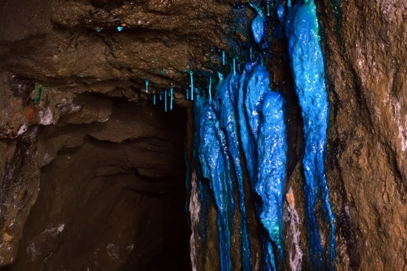 Эта заброшенная медная шахта «Blue Mine», находится в английском графстве Корнуо… — фото 6