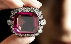 > "Шпинель Хоупа" (“The Hope Spinel”) - название, созвучное одному из самых изве… — фото 8