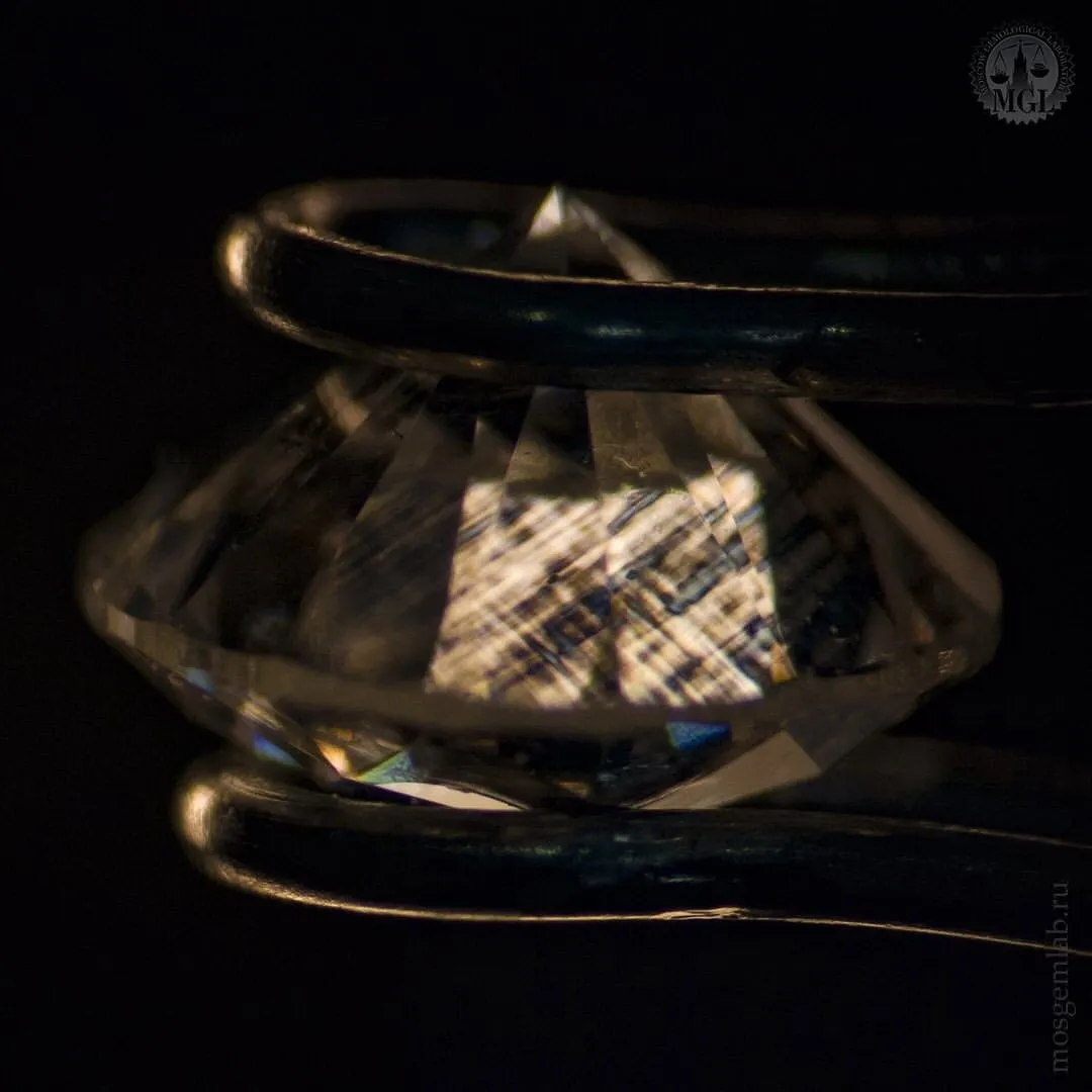 В лабораторных алмазах, выращенных методом CVD (Chemical vapor deposition), за с… — фото 4