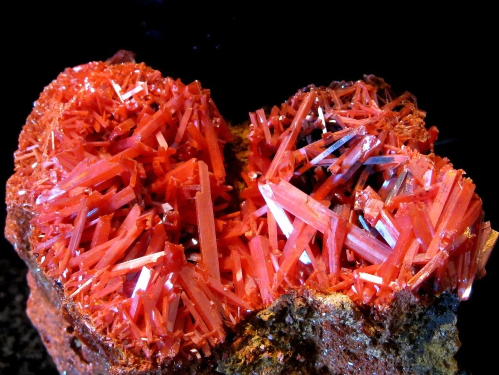 «Шахта Красного свинца» («Red Lead Mine»), расположенная в Дундасе, Тасмания сла… — фото 3