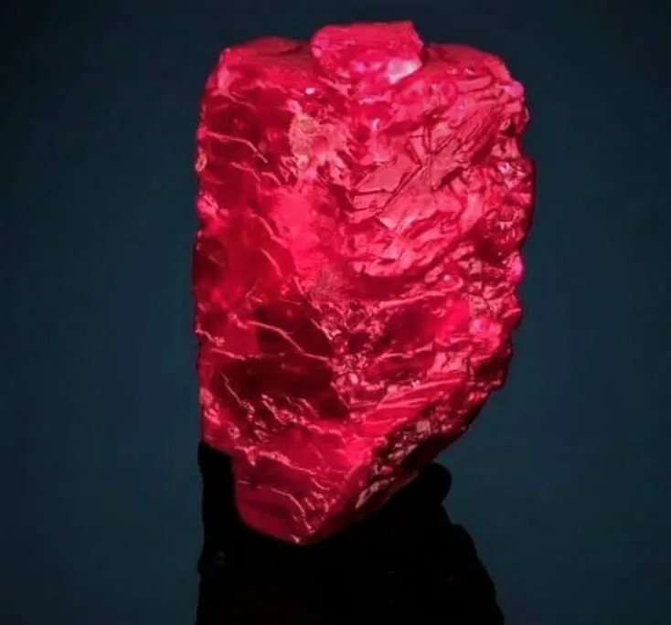Рубин Хиксона («hixon ruby crystal»)