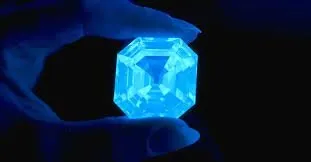 «The Portuguese Diamond» («Португальский бриллиант»), весом 127,01 карата, являе… — фото 5