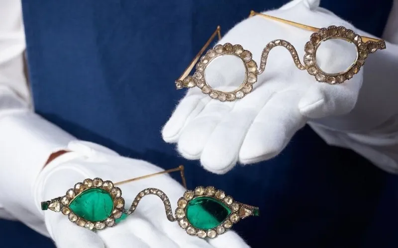 В 2021 году на лондонском аукционе «Sotheby's»— «Arts of the Islamic World & Ind… — фото 1