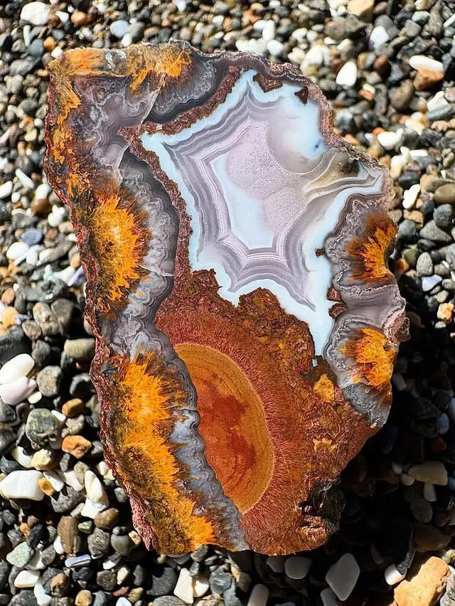 «Агат Лагуна» («Laguna agate»), — торговое название полосчатого халцедона, из Ме… — фото 5