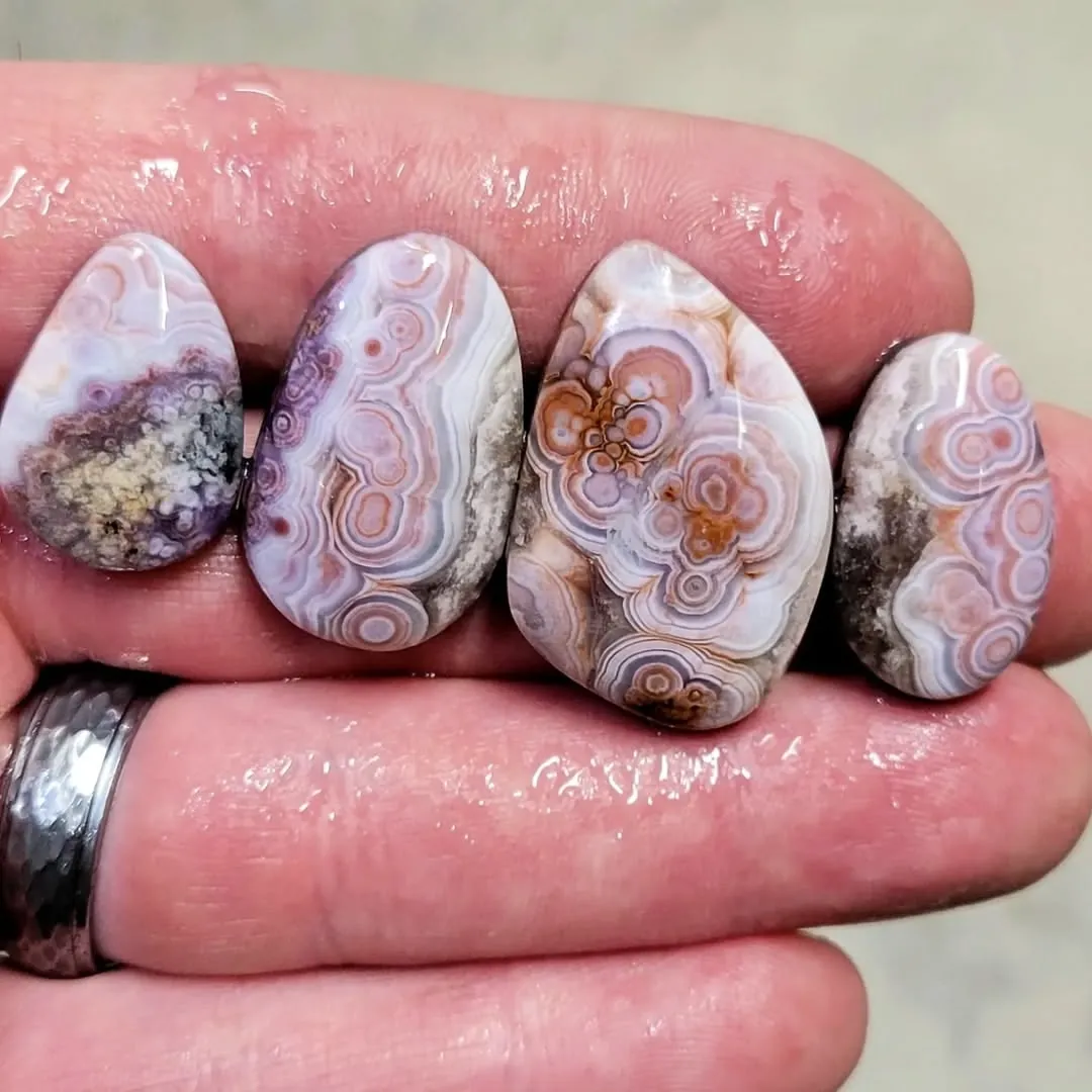 "Лунный агат" ("Luna agate") — это торговое название необычного фиолетово-белого… — фото 2