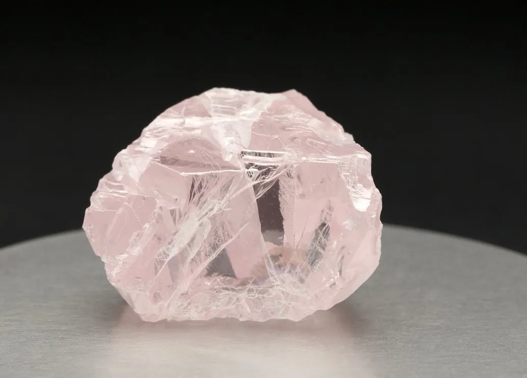 23 марта 2023 года компания «Storm Mountain Diamonds» добыла фантазийный насыщен… — фото 1
