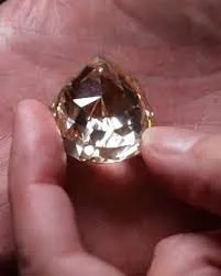 Легендарный «Флорентийский бриллиант» (« Florentine Diamond») — светло-желтый др… — фото 2