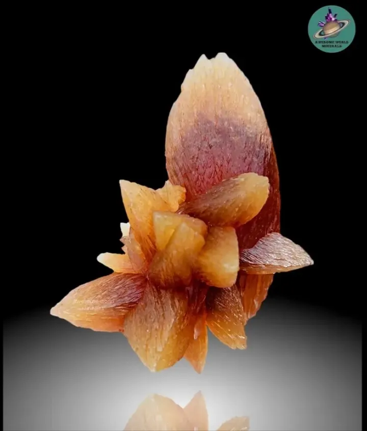В Индии "Медовый" кальцит (торг. название «Honey Calcite»), в основном, добывает… — фото 1