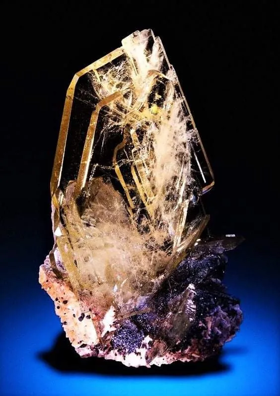 Барит ( Barite ) (от др.-греч. βαρύς — тяжёлый), тяжёлый шпат — минерал бария из… — фото 8