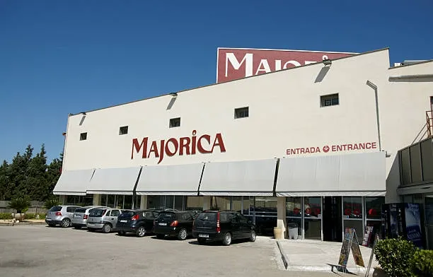 «Майорка», «Мальорка» и «Майорка» («Majorica», «Mallorca», and «Majorca») — это … — фото 1