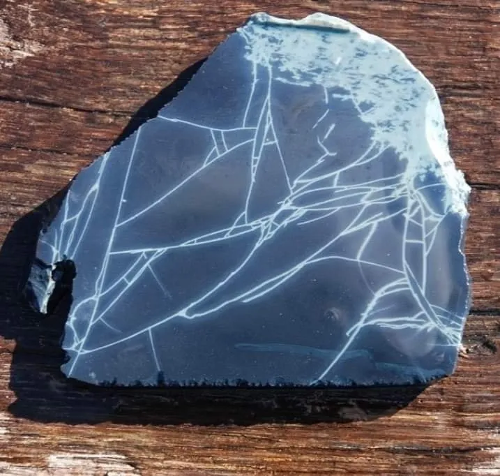 Обсидиа́н (vitro volcanico, вулканического камня, коготь дьявола, а также вассер… — фото 8