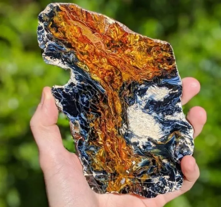 Питерсит (англ. Pietersite) (Другое название: Шторм камень) - торговое название … — фото 1
