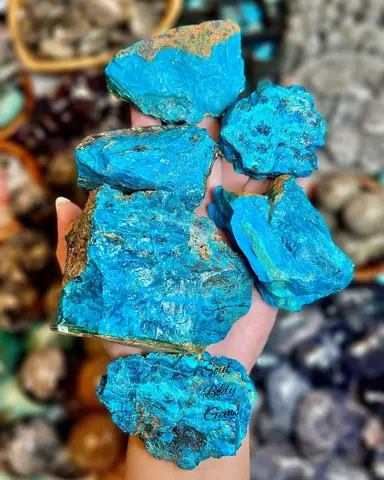 На выставке в Тусоне, в 2024 году, состоялся дебют чилийского голубого опала. Со…